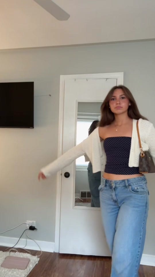 Post 10 by bianca on TikTok (video)
