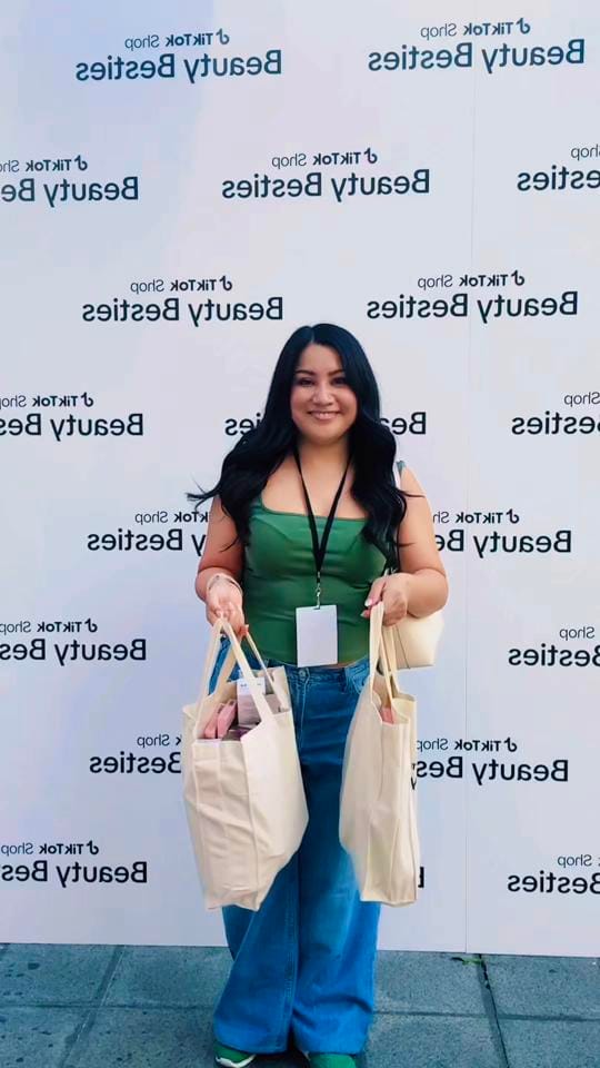 Post 5 by Esthefanny Bermudez on TikTok (video)