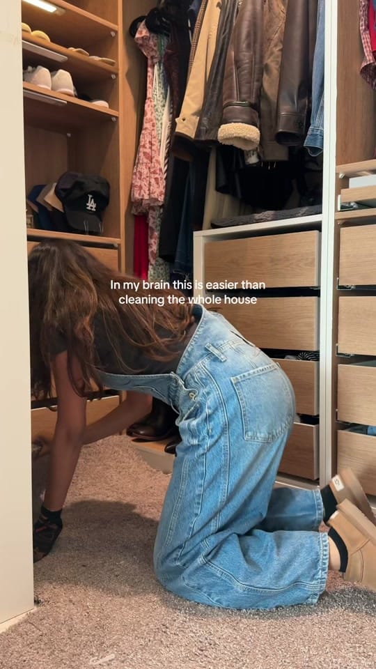 Post 3 by Dani Guerrero on TikTok (video)