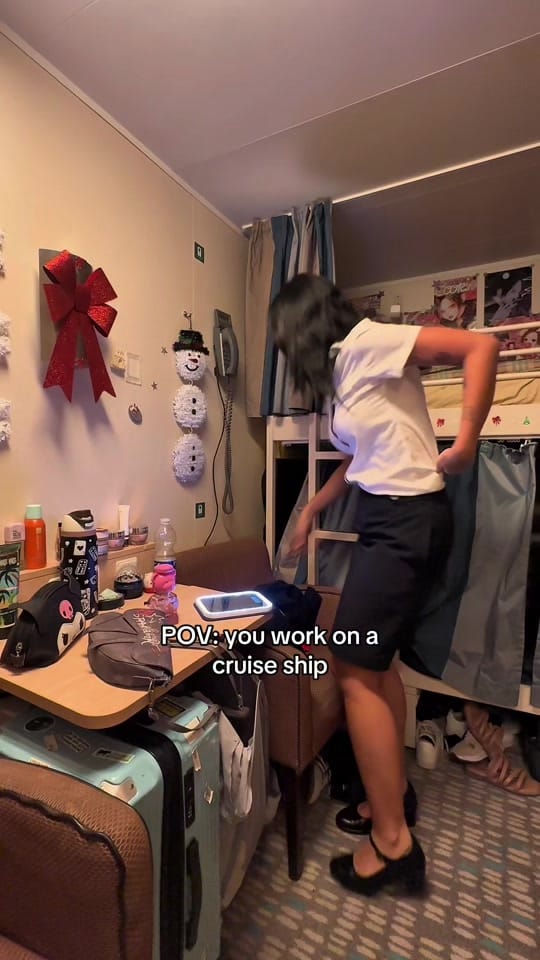 Post 8 by Lilly on TikTok (video)