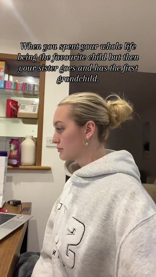 Post 9 by Elloise Clements on TikTok (video)