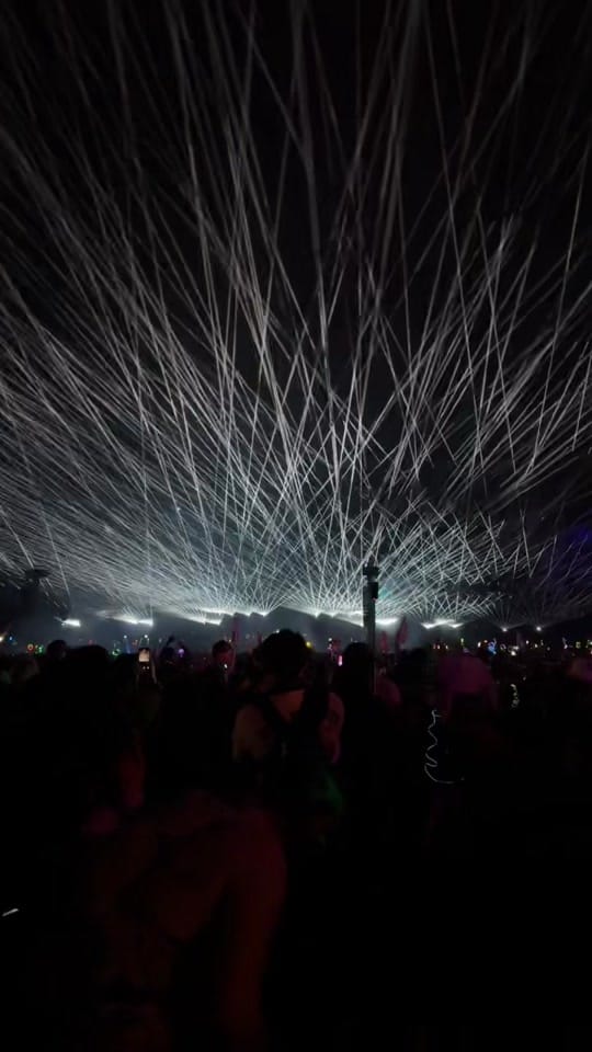 Post 10 by Feathers On Tour on TikTok (video)