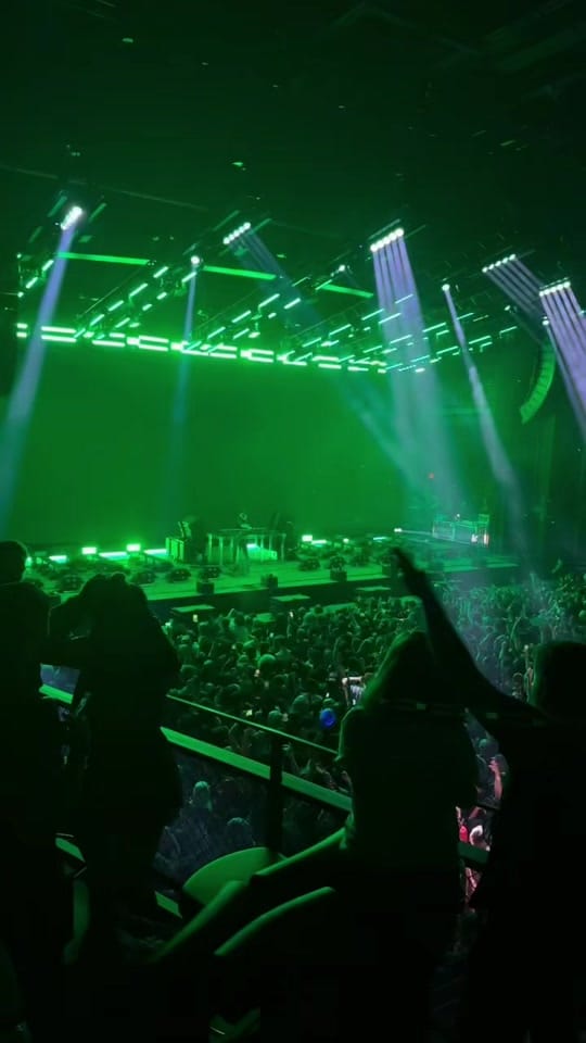 Post 3 by Feathers On Tour on TikTok (video)