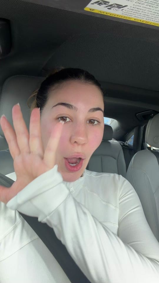 Post 7 by Alex Alvarez on TikTok (video)
