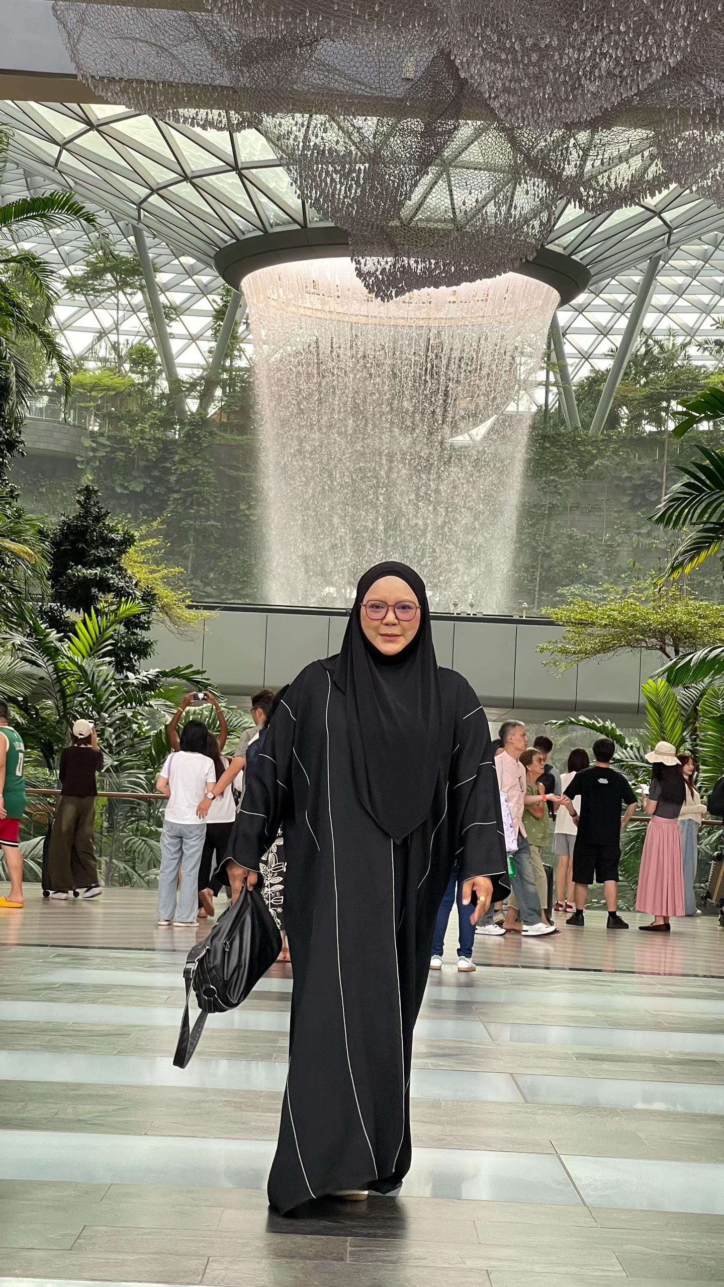 Post 1 by Jelita Andaman Yati Tawau on TikTok (video)
