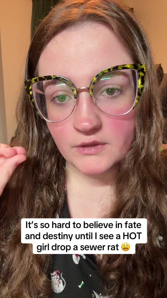 Post 6 by Sam on TikTok (video)