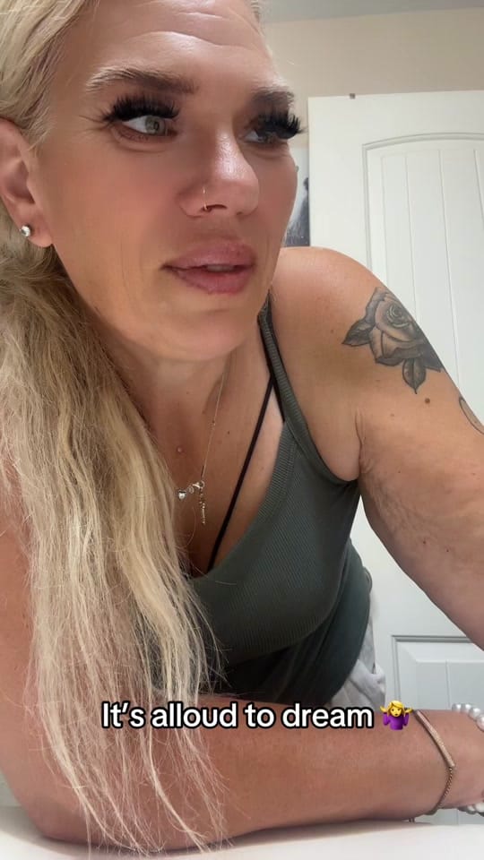 Post 4 by 🌹 Liz.The.Queen 🌹 on TikTok (video)
