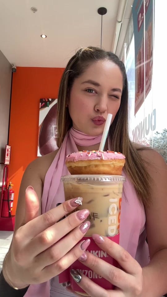 Post 8 by Daphne Arimana Ivanoff on TikTok (video)