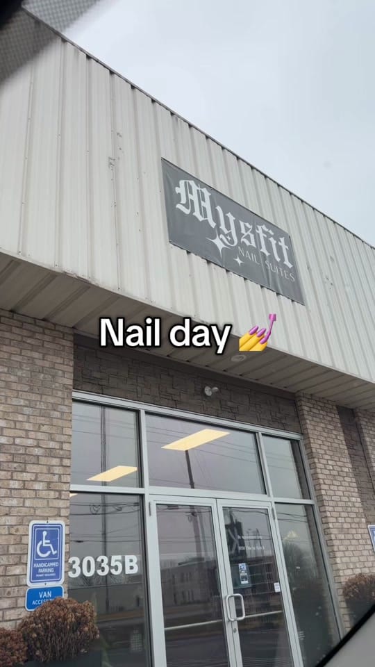 Post 3 by KOTA 🖤 OH-nail tech on TikTok (video)