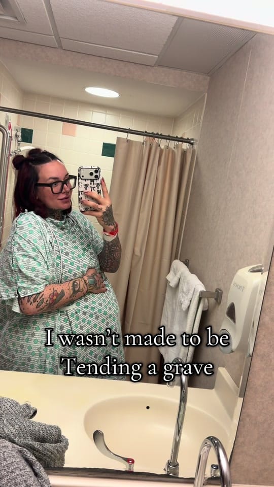 Post 5 by KOTA 🖤 OH-nail tech on TikTok (video)