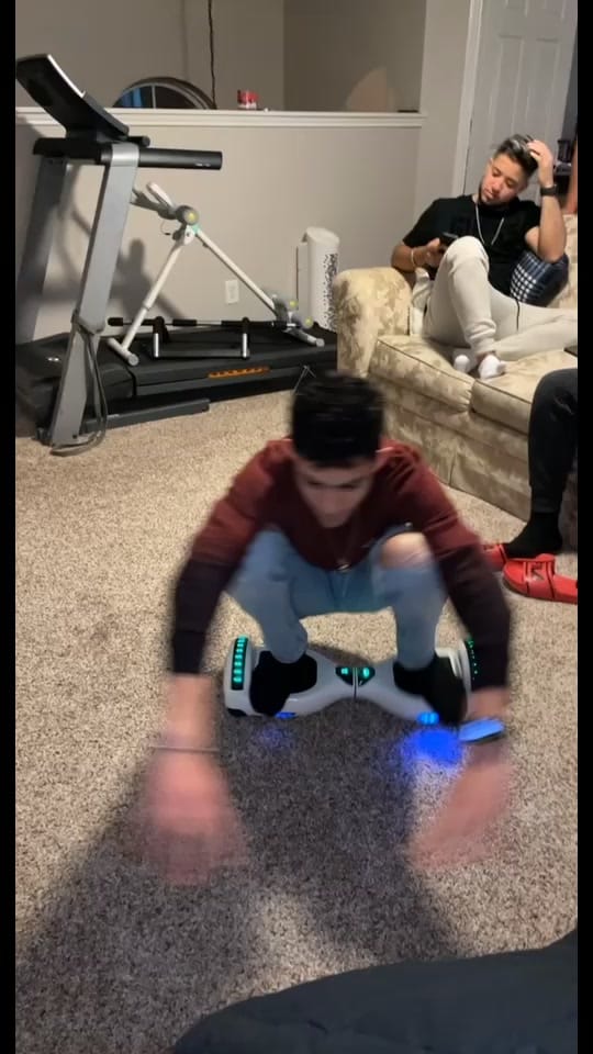 Post 5 by Justin 🐺 on TikTok (video)