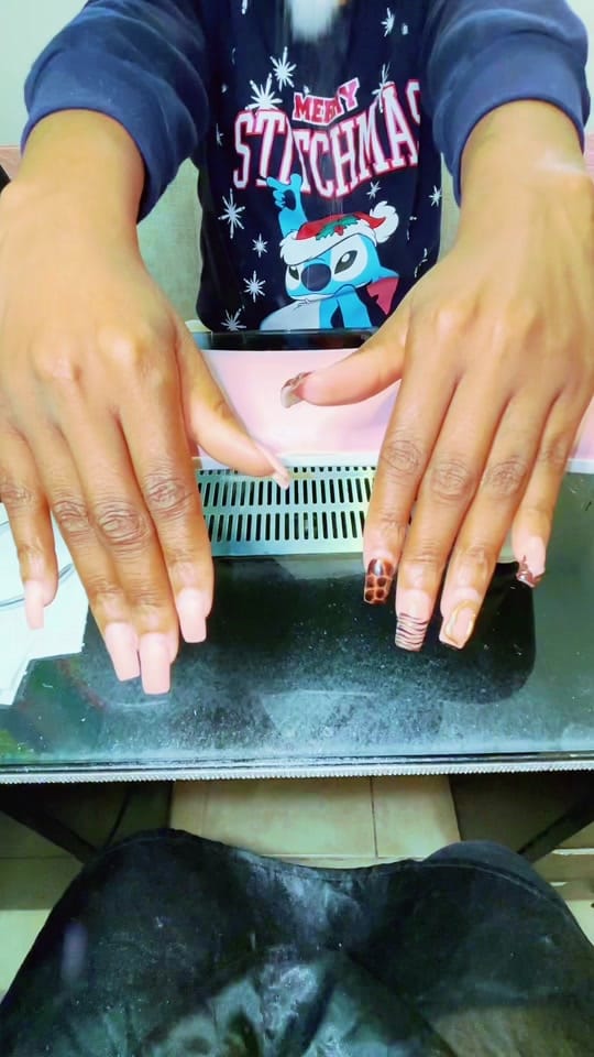 Post 6 by GlitterQueenNails on TikTok (video)