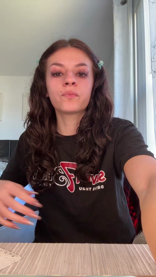 Post 5 by Angelina on TikTok (video)