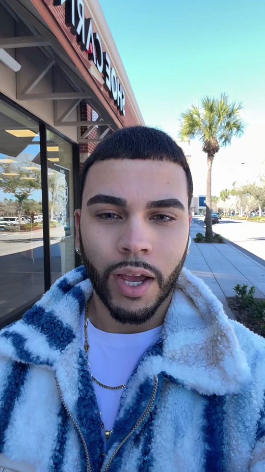 Post 1 by Melvin Amador on TikTok (video)