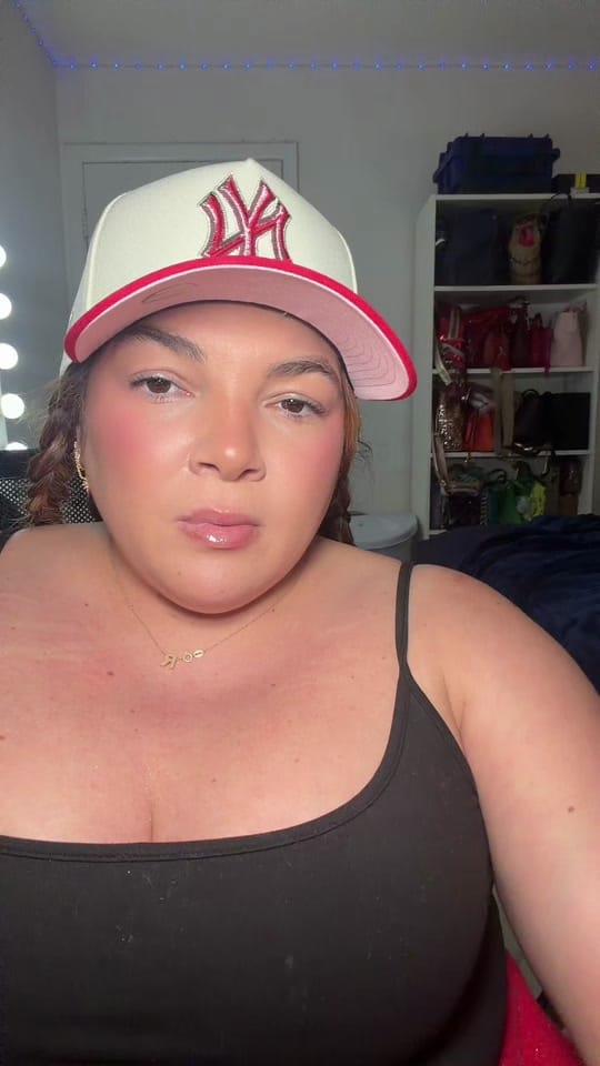 Post 1 by Roxana Alvarez on TikTok (video)