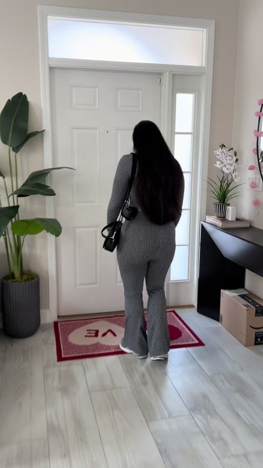 Post 3 by Aliez on TikTok (video)