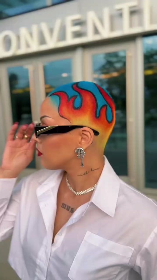 Post 9 by Yanell Galva on TikTok (video)