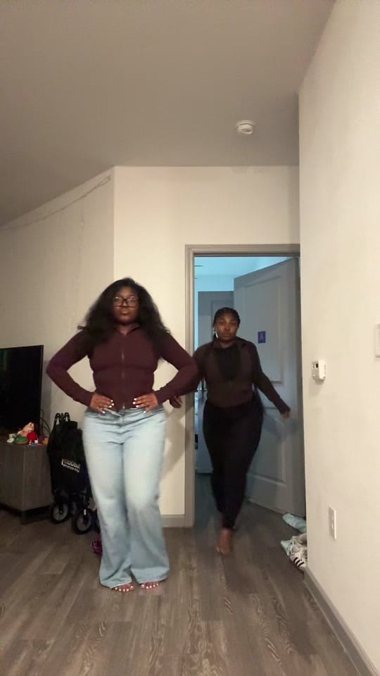 Post 6 by Molly Magic on TikTok (video)