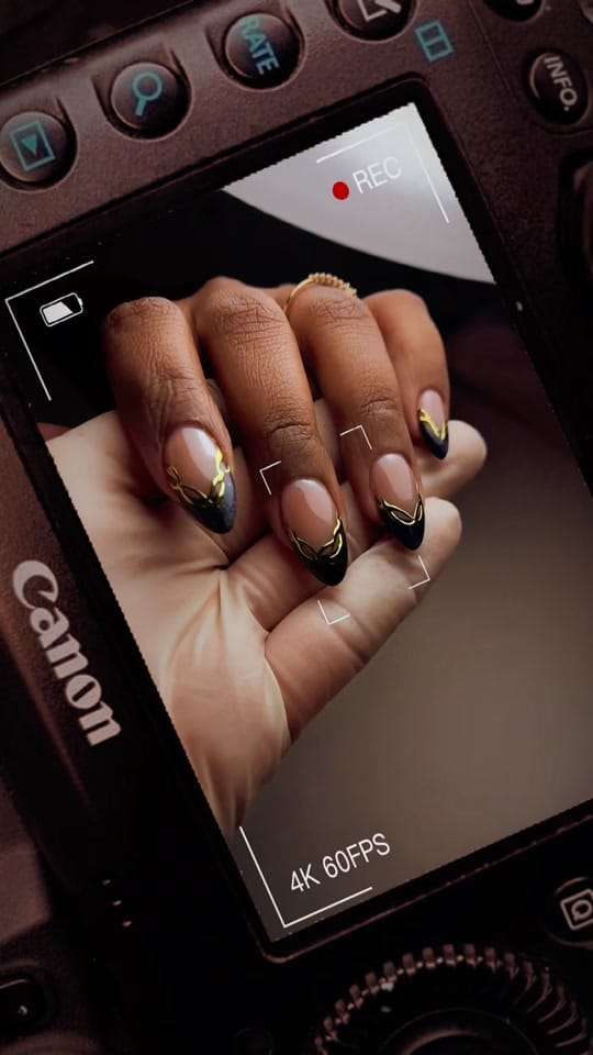 Post 2 by luxurylunanails_ on TikTok (video)