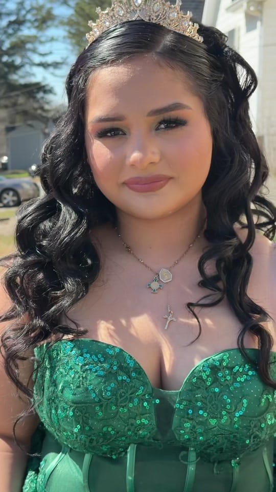 Post 6 by Paulina Ruiz on TikTok (video)