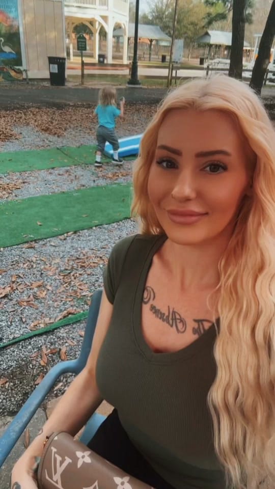 Post 1 by 𝐵𝒶𝓎𝑜𝓊 𝒷𝑒𝓁𝓁𝑒 on TikTok (video)
