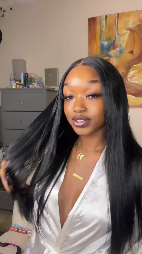 Post 2 by Gaaby on TikTok (video)