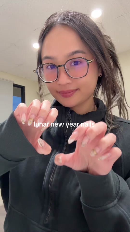 Post 4 by ivee on TikTok (video)