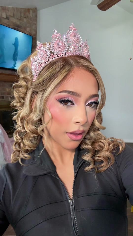 Post 2 by Brenda Rodriguez on TikTok (video)