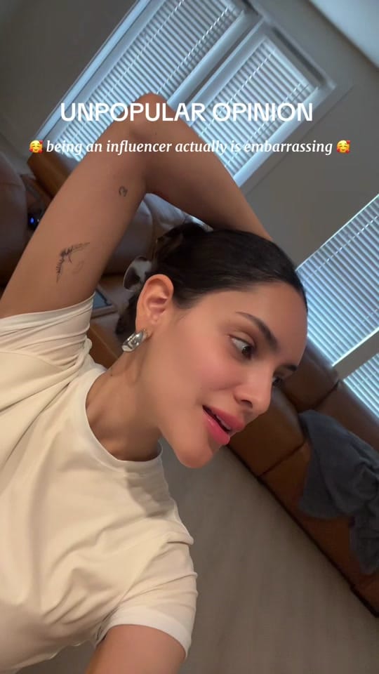 Post 7 by Alison Flores on TikTok (video)