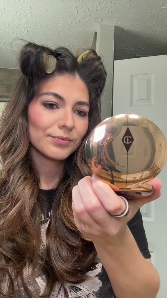 Post 8 by N o r m a l y on TikTok (video)