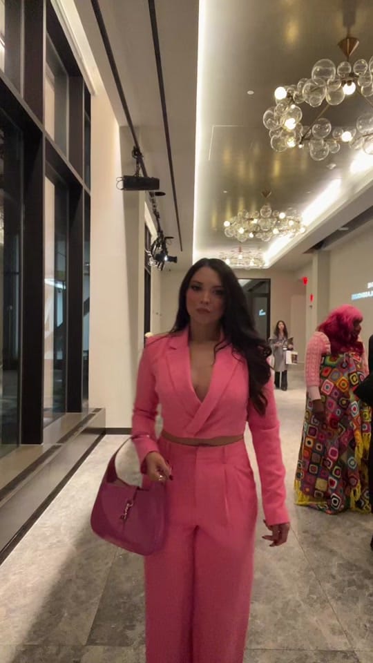 Post 7 by Grisselly On The Go ✈️🌎 on TikTok (video)