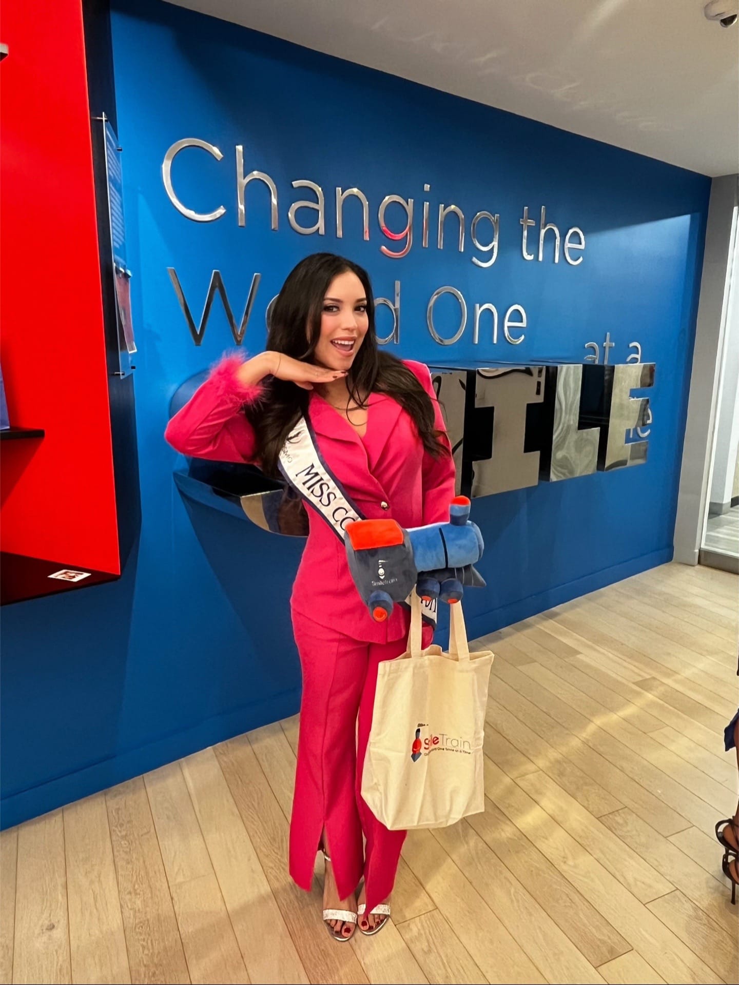 Post 2 by Grisselly On The Go ✈️🌎 on TikTok (video)