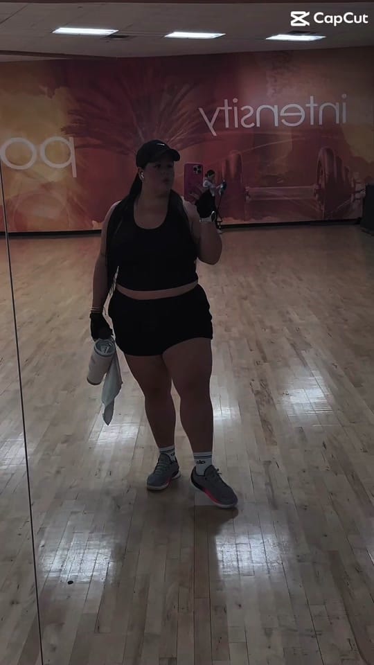 Post 4 by lucydaniela.oficial on TikTok (video)