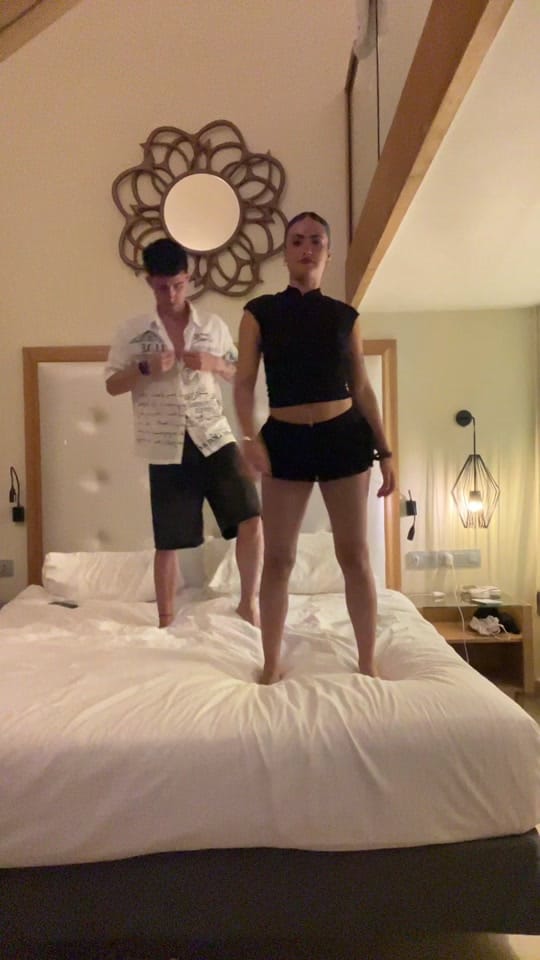 Post 3 by Adritotv on TikTok (video)