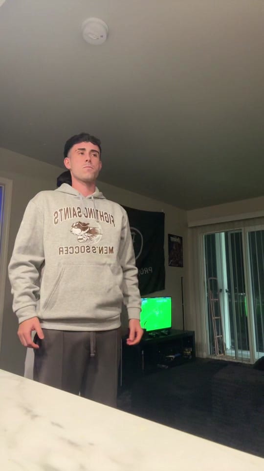Post 9 by Adritotv on TikTok (video)