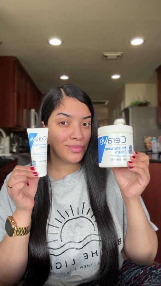 Post 5 by Ale Reina | Mami primeriza🎀✨ on TikTok (video)