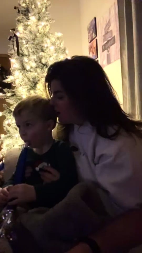 Post 6 by lindseyelowe on TikTok (video)