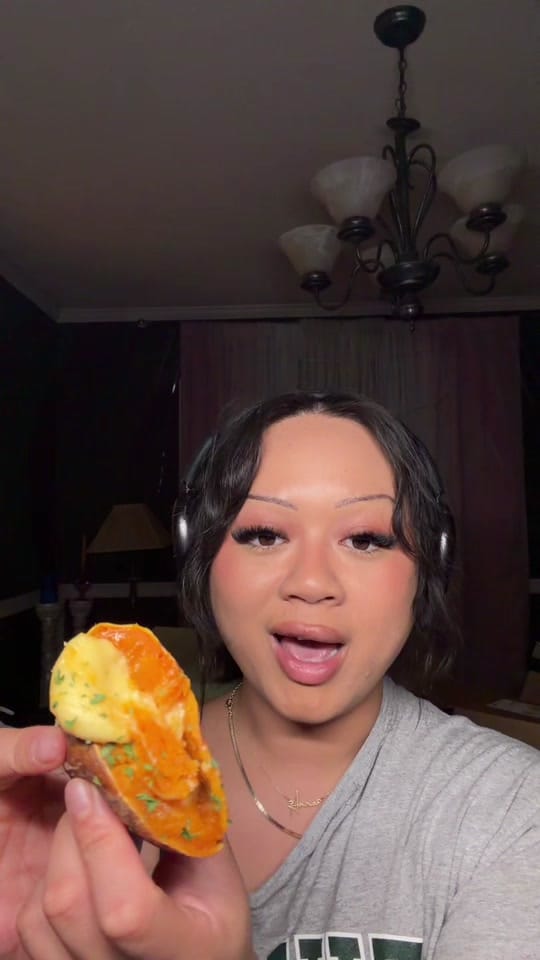 Post 7 by Mimi Baretela on TikTok (video)