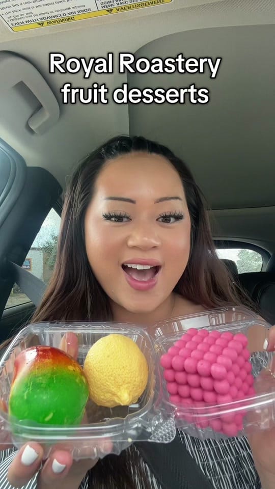 Post 10 by Mimi Baretela on TikTok (video)
