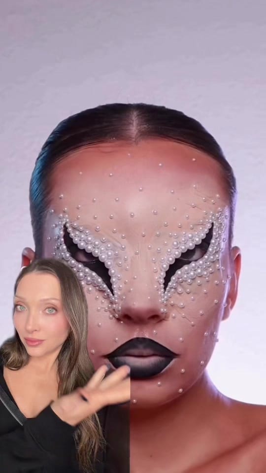 Post 9 by Christina Alexandra on TikTok (video)