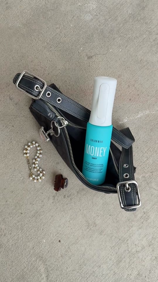 Post 3 by blushindolly on TikTok (video)