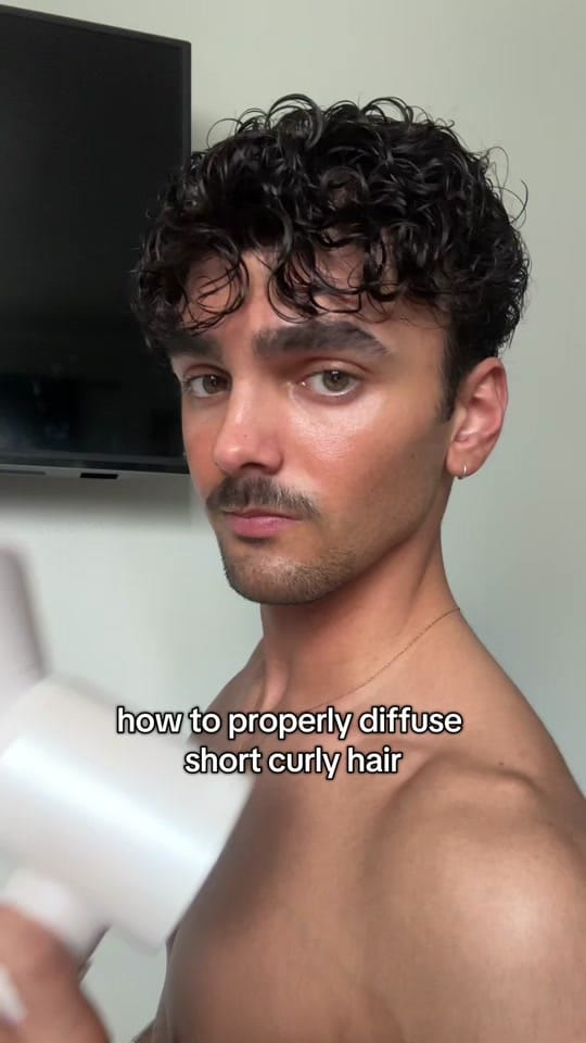 Post 7 by Wesley Siniscalchi on TikTok (video)