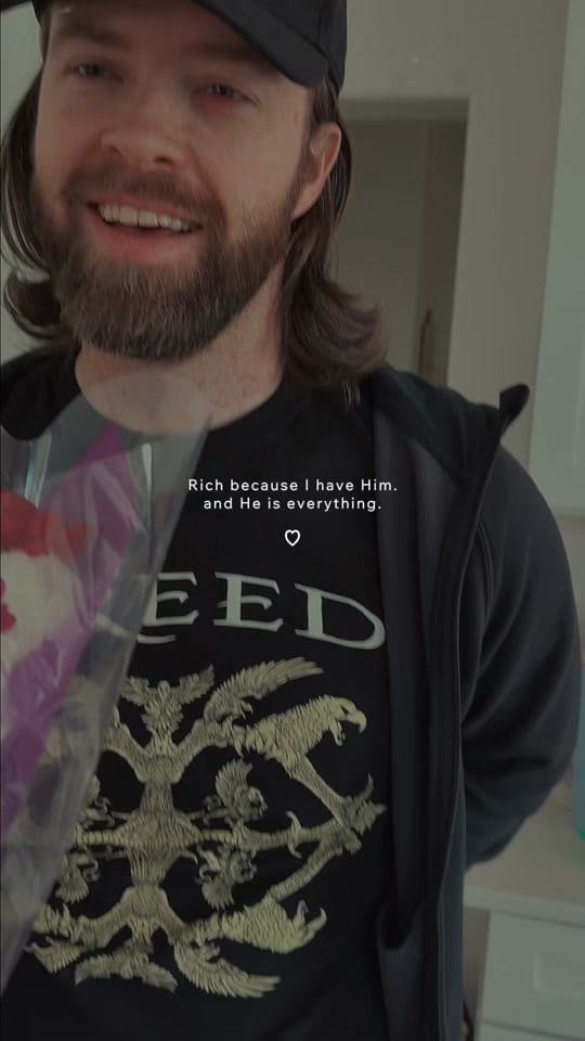 Post 4 by Tarsila Ogden on TikTok (video)