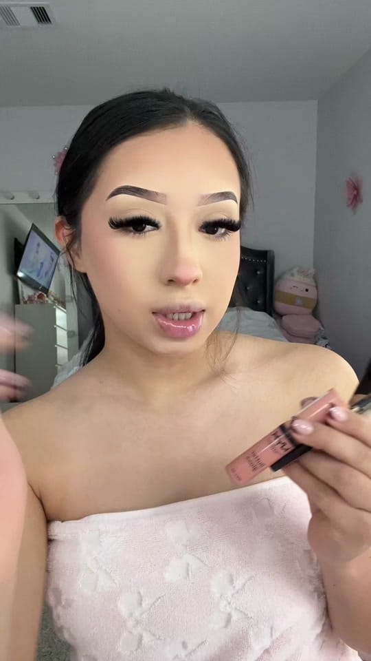 Post 10 by Giselle Cantu❦ on TikTok (video)