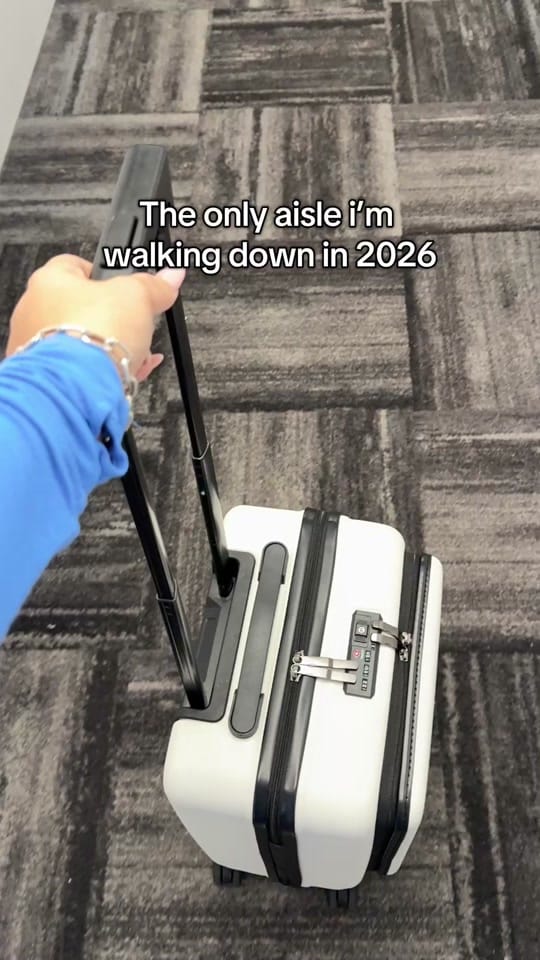 Post 5 by Nat on TikTok (video)