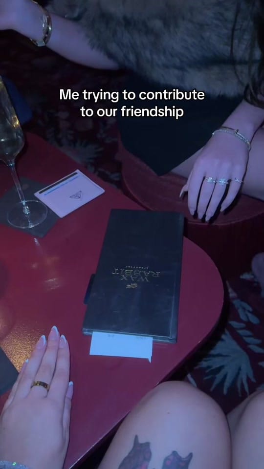 Post 10 by Nat on TikTok (video)