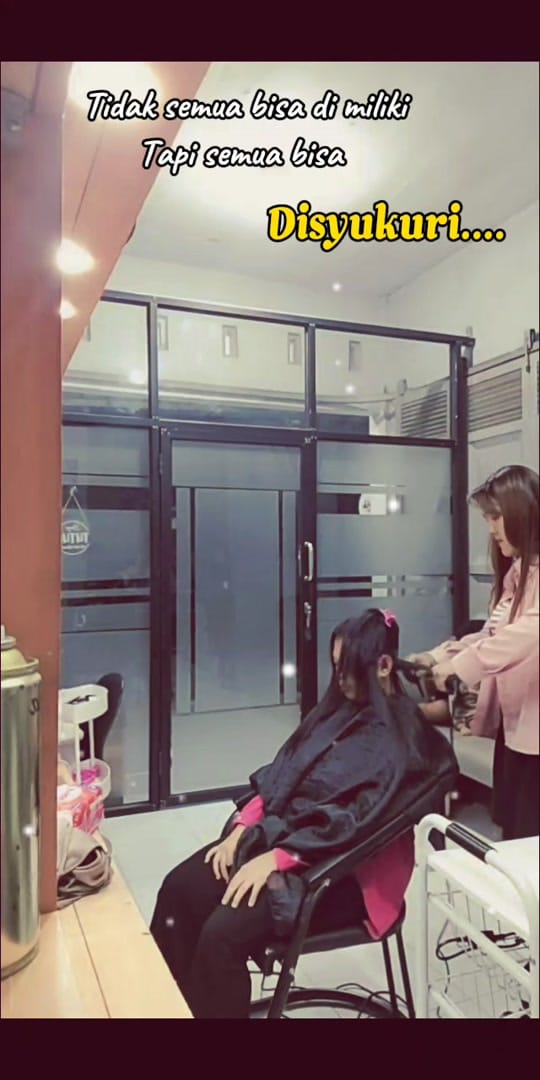 Post 6 by Ambu UNiee on TikTok (video)