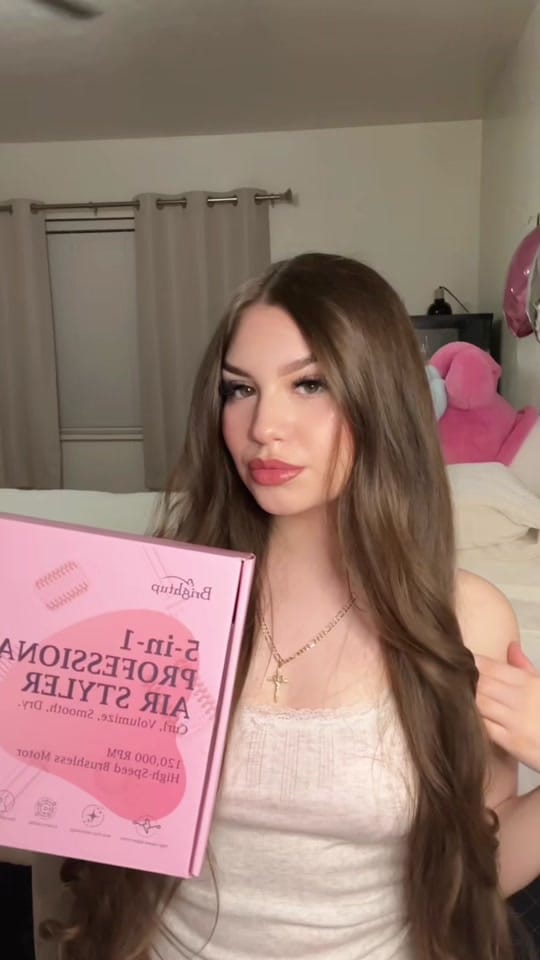 Post 6 by Vicky ❥ on TikTok (video)