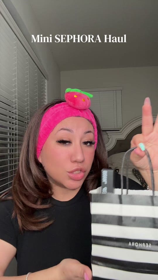 Post 5 by 𝐜 𝐚 𝐫 𝐨 𝐥 𝐢 𝐧 𝐚 on TikTok (video)