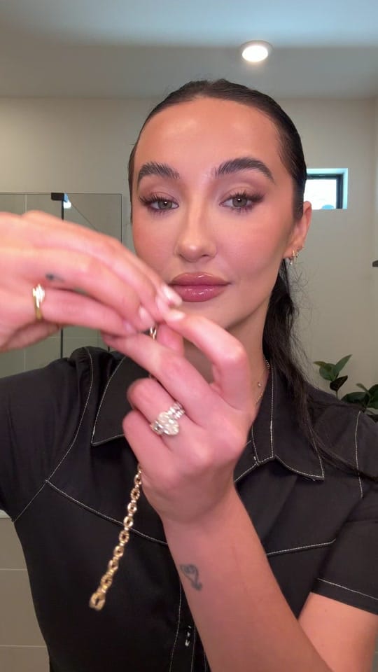 Post 2 by Maypaullina on TikTok (video)
